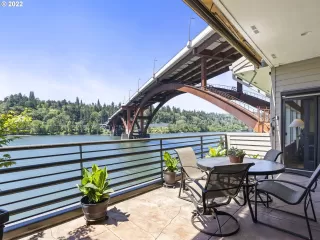 Photo #5: 23480313 Listing