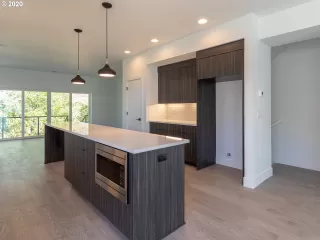 Photo #6: 23481491 Listing 