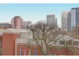 Photo #5: 23481613 Listing 