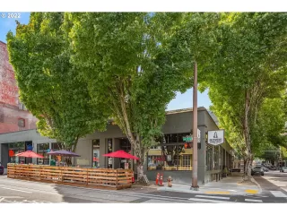 Photo #2: 23484049 Listing 