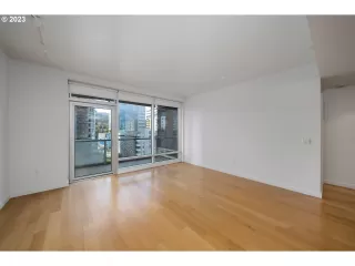 Photo #4: 23484249 Listing 