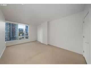 Photo #6: 23484249 Listing 