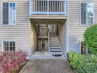 Photo #1: 23484825 Listing