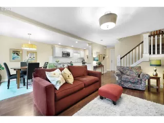 Photo #3: 23485051 Listing 