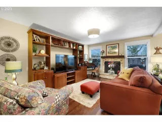 Photo #4: 23485051 Listing 