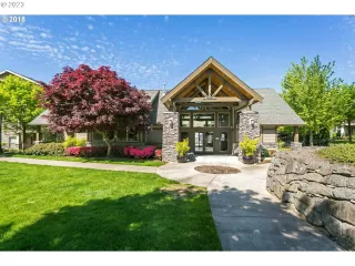 Photo #2: 23485670 Listing 