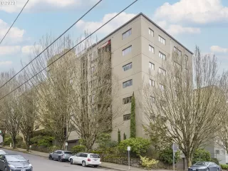 Photo #1: 23486407 Listing