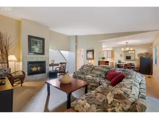 Photo #5: 23488158 Listing 