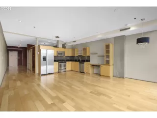 Photo #5: 23491295 Listing 