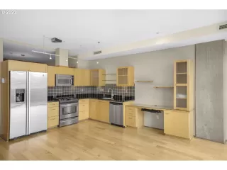 Photo #6: 23491295 Listing 