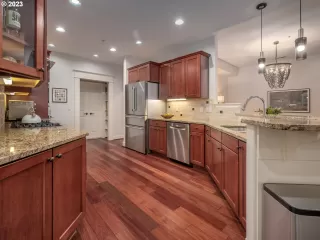 Photo #4: 23491699 Listing 