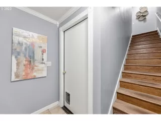 Photo #6: 23492229 Listing