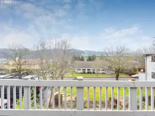 Photo #1: 23492379 Listing