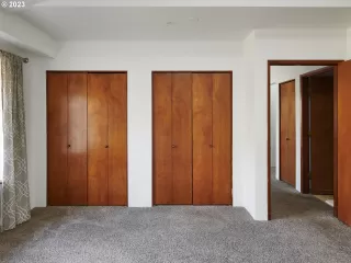 Photo #1: 23492761 Listing