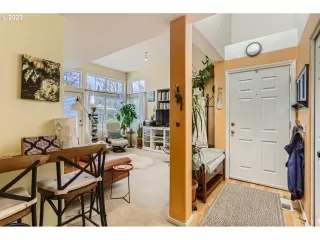 Photo #5: 23493916 Listing 
