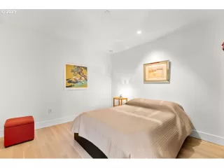 Photo #3: 23494220 Listing