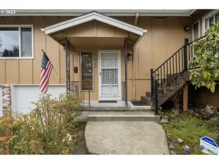 Photo #1: 23495513 Listing