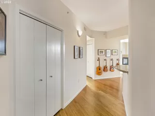 Photo #3: 23496779 Listing 