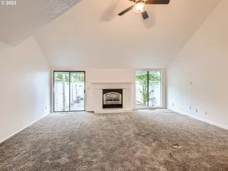 Photo #4: 23497799 Listing 