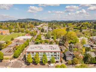 Photo #3: 23499608 Listing 