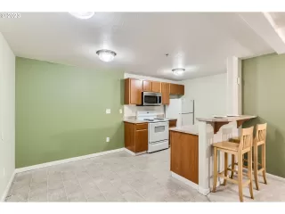 Photo #2: 23499963 Listing 