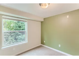 Photo #6: 23499963 Listing 