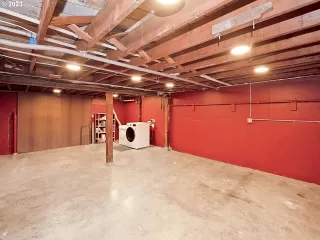 Photo #3: 23500779 Listing