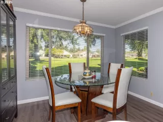 Photo #6: 235007893 Listing