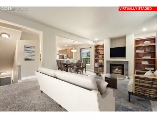 Photo #5: 23503289 Listing