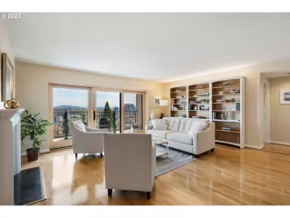 Photo #3: 23503997 Listing