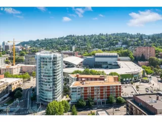 Photo #1: 23504272 Listing