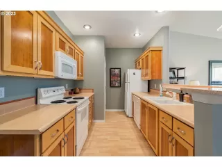 Photo #4: 23504936 Listing 