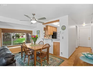 Photo #5: 23505752 Listing 