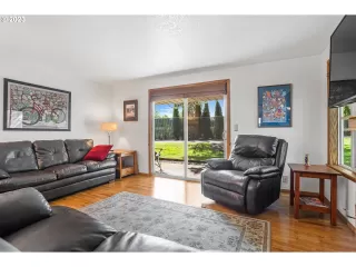 Photo #6: 23505752 Listing 