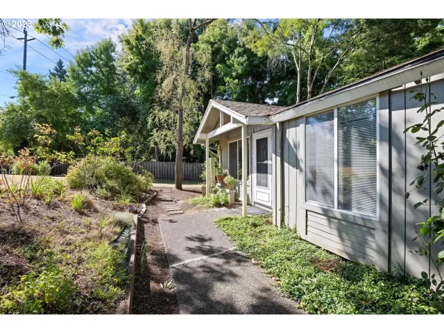 MLS: 23505819 Condo For Sale