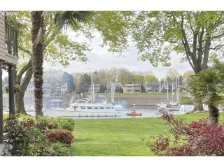 Photo #3: 23506000 Listing 