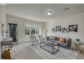 Photo #5: 23506017 Listing