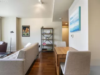 Photo #1: 23506299 Listing