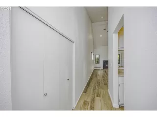 Photo #2: 23506848 Listing 