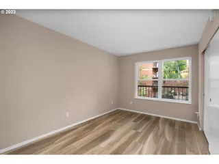 Photo #2: 23508413 Listing 