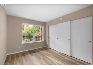 Photo #3: 23508413 Listing 