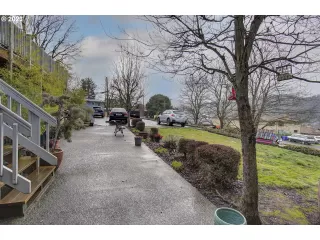 Photo #3: 23509332 Listing 