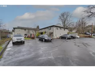 Photo #6: 23509332 Listing 