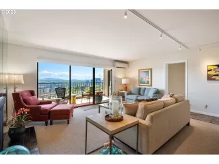 Photo #2: 23509663 Listing