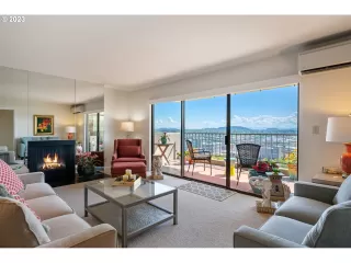 Photo #3: 23509663 Listing