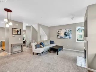 Photo #4: 23509733 Listing 