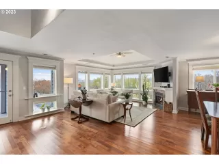 Photo #6: 23509780 Listing 