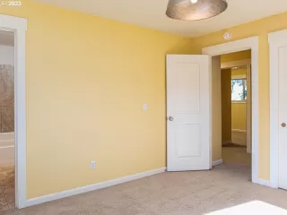 Photo #4: 23510404 Listing 