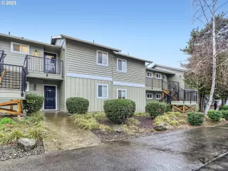 Photo #1: 23510473 Listing