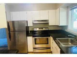 Photo #1: 23512505 Listing 